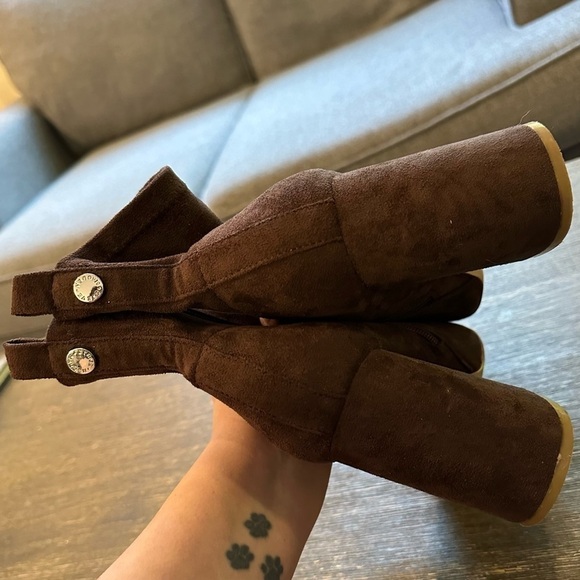 STEVE MADDEN FALONA BROWN FAUX SUEDE BLOCK HEEL ZIP SIDE HEEL GRIP BOOTIE 7.5 - Picture 5 of 9